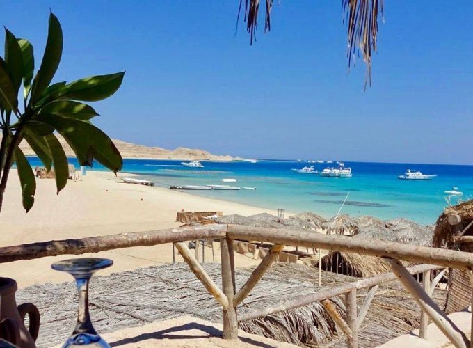 رحلة جزيرة هولا هولا